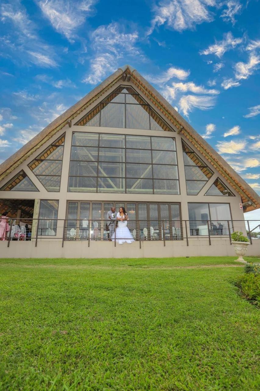 Nauntons Guest House & Wedding Venue Ледисмит Экстерьер фото