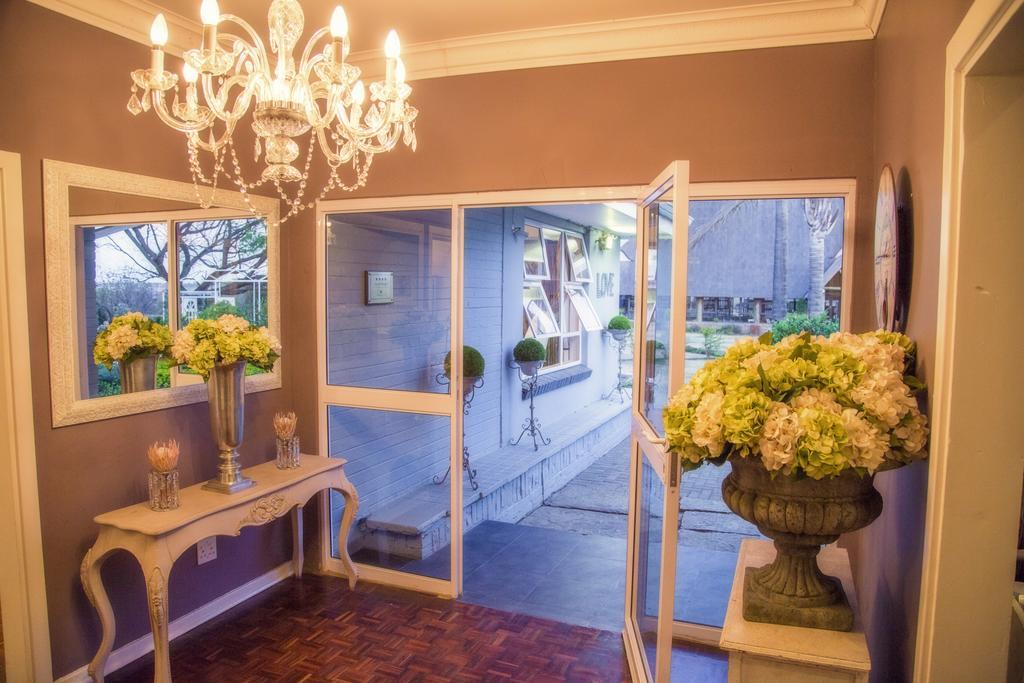 Nauntons Guest House & Wedding Venue Ледисмит Экстерьер фото